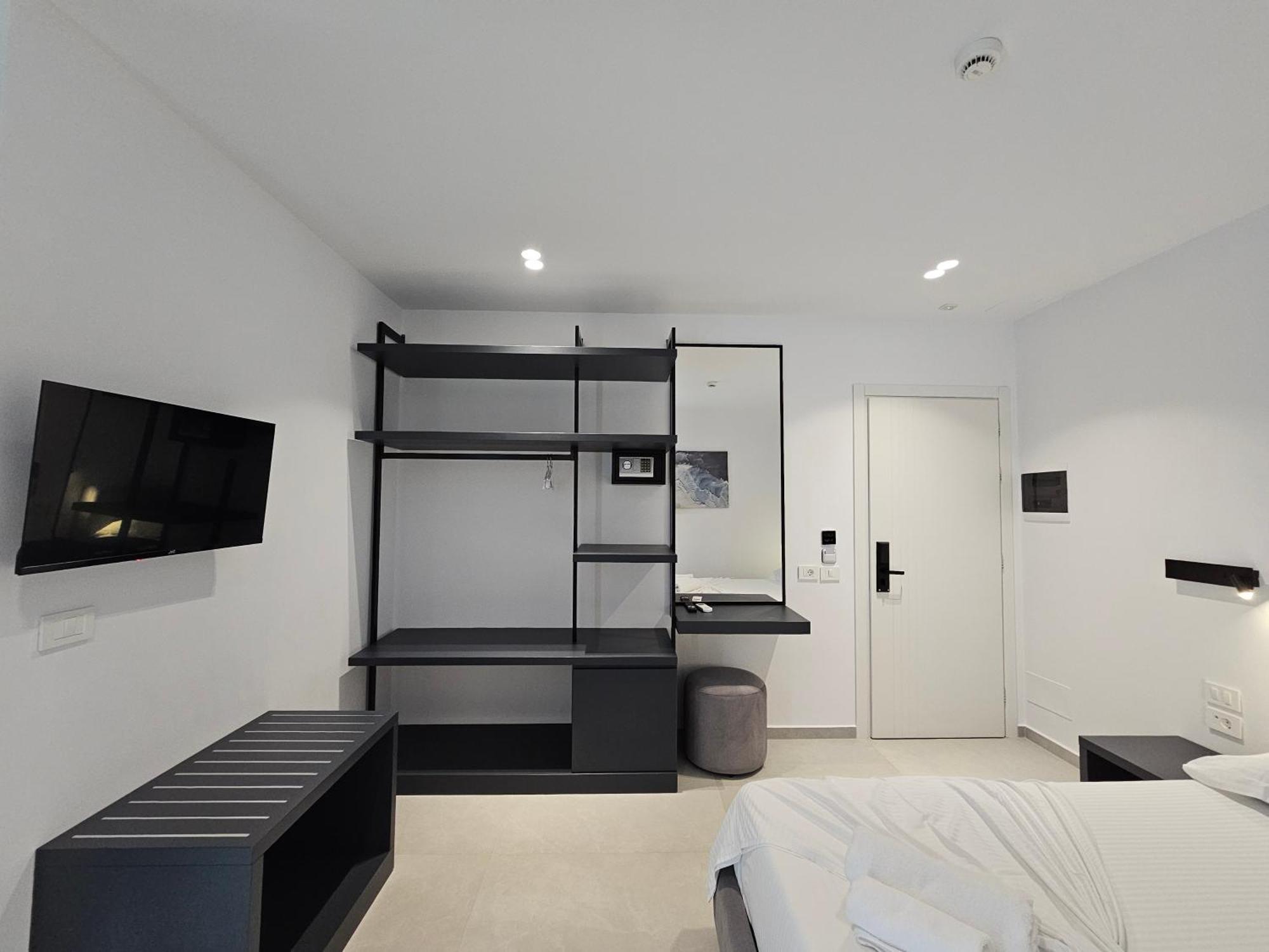 Adele Hotel Ксамил Экстерьер фото