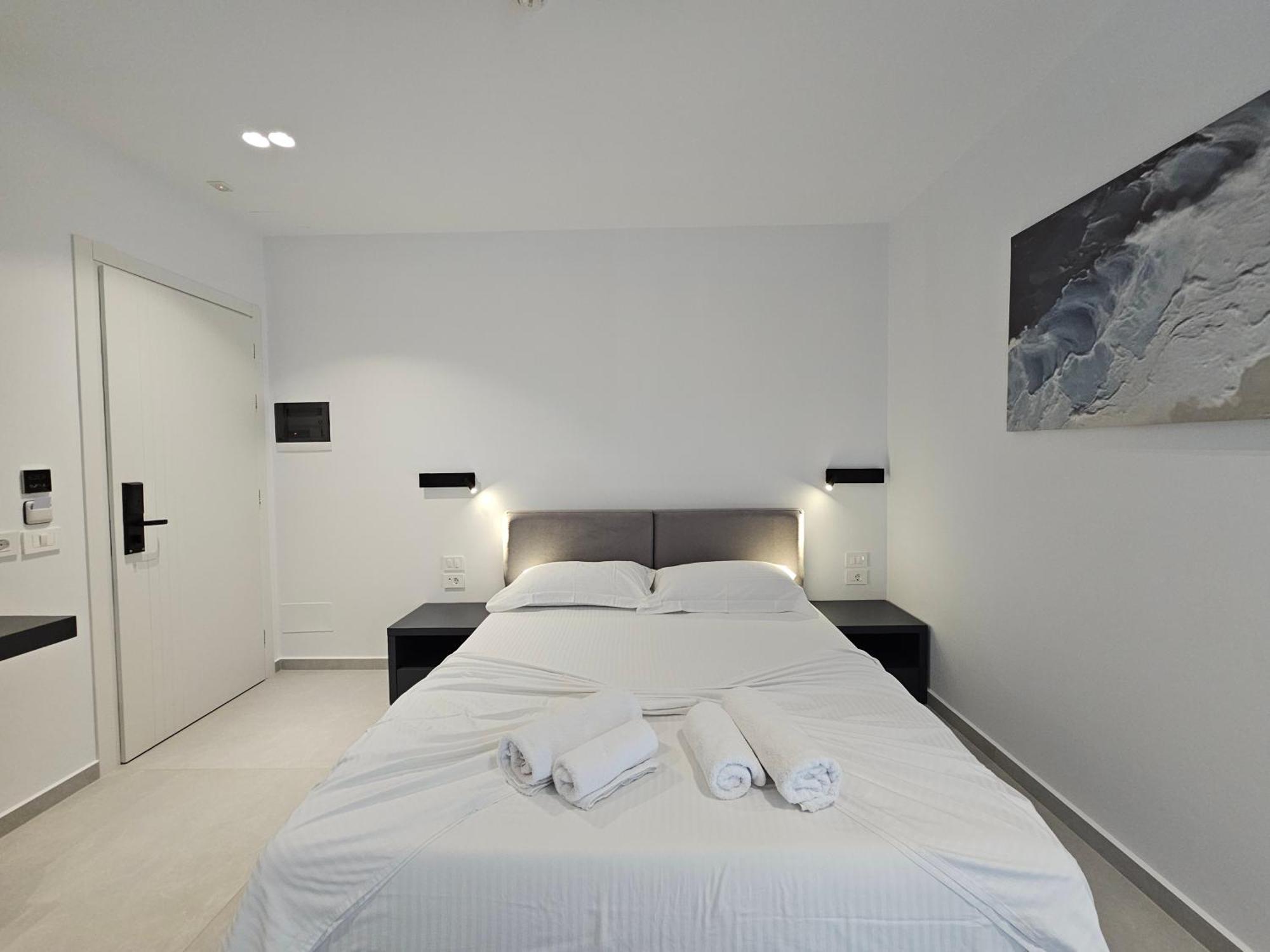 Adele Hotel Ксамил Экстерьер фото