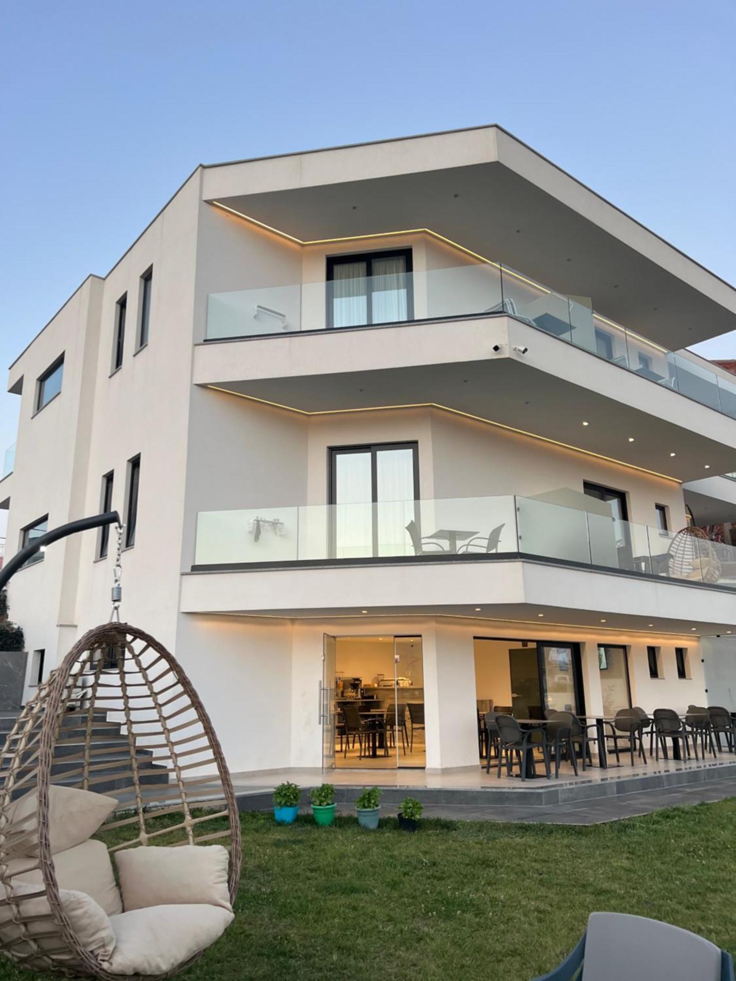 Adele Hotel Ксамил Экстерьер фото