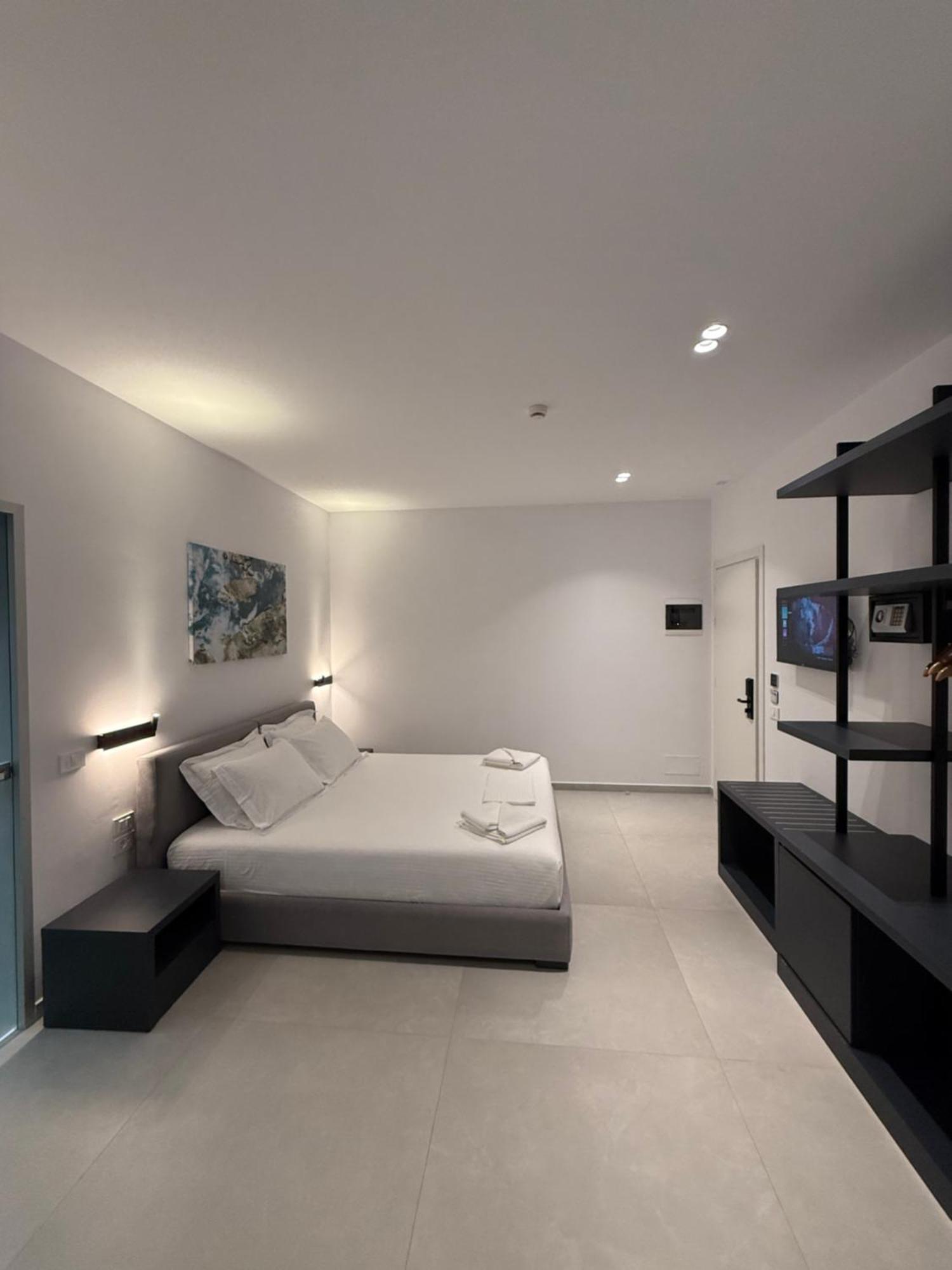 Adele Hotel Ксамил Экстерьер фото
